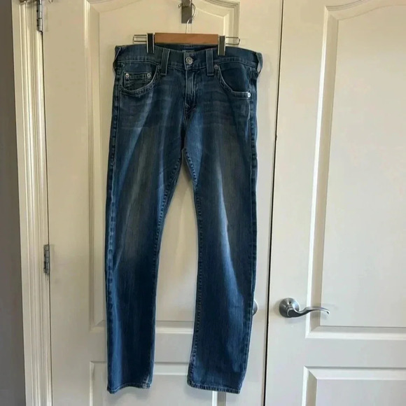 True Religion relaxed slim jeans - Picture 1 of 5